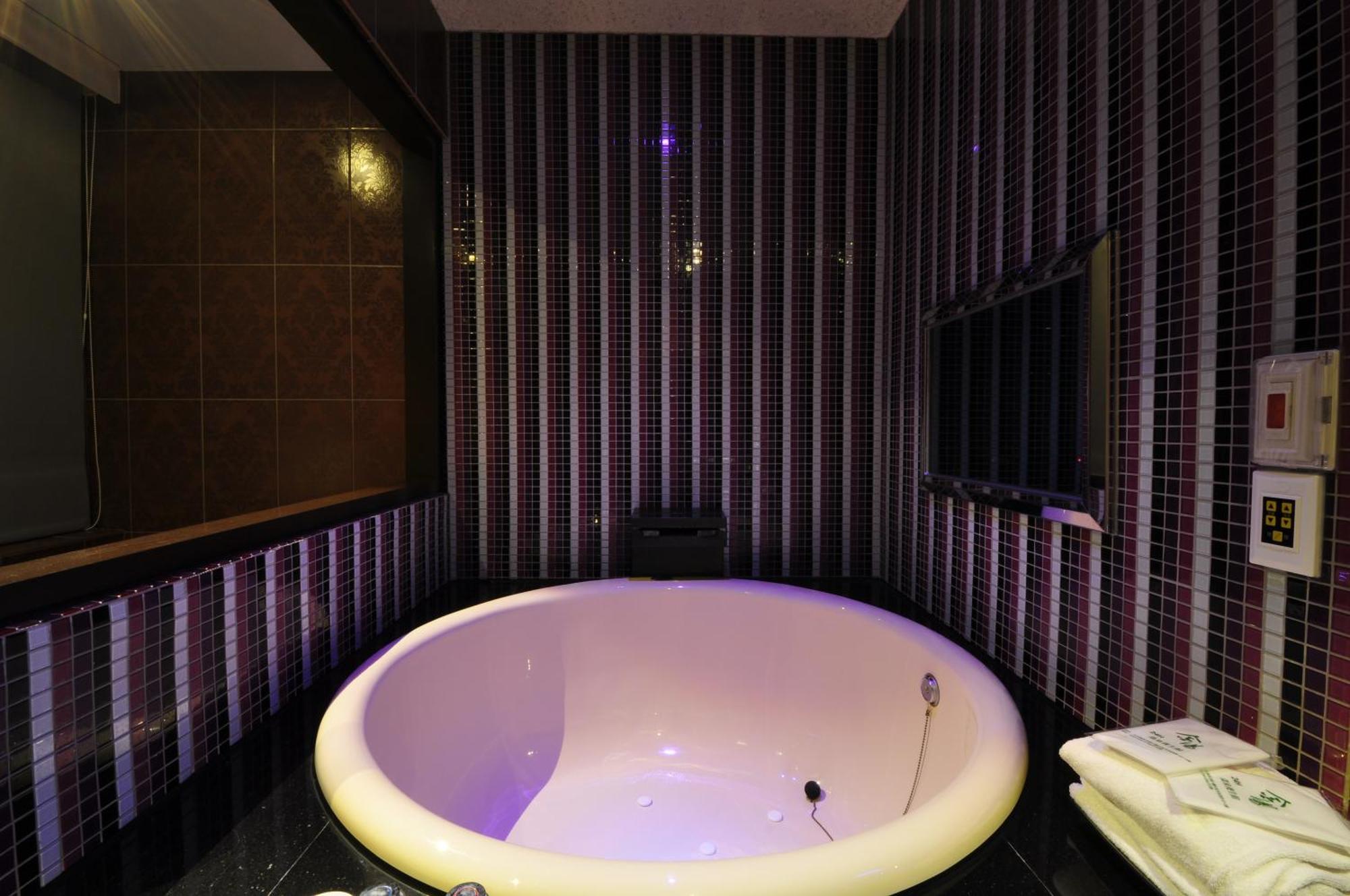 Jin Spa Resort Hotel Jinshan Buitenkant foto