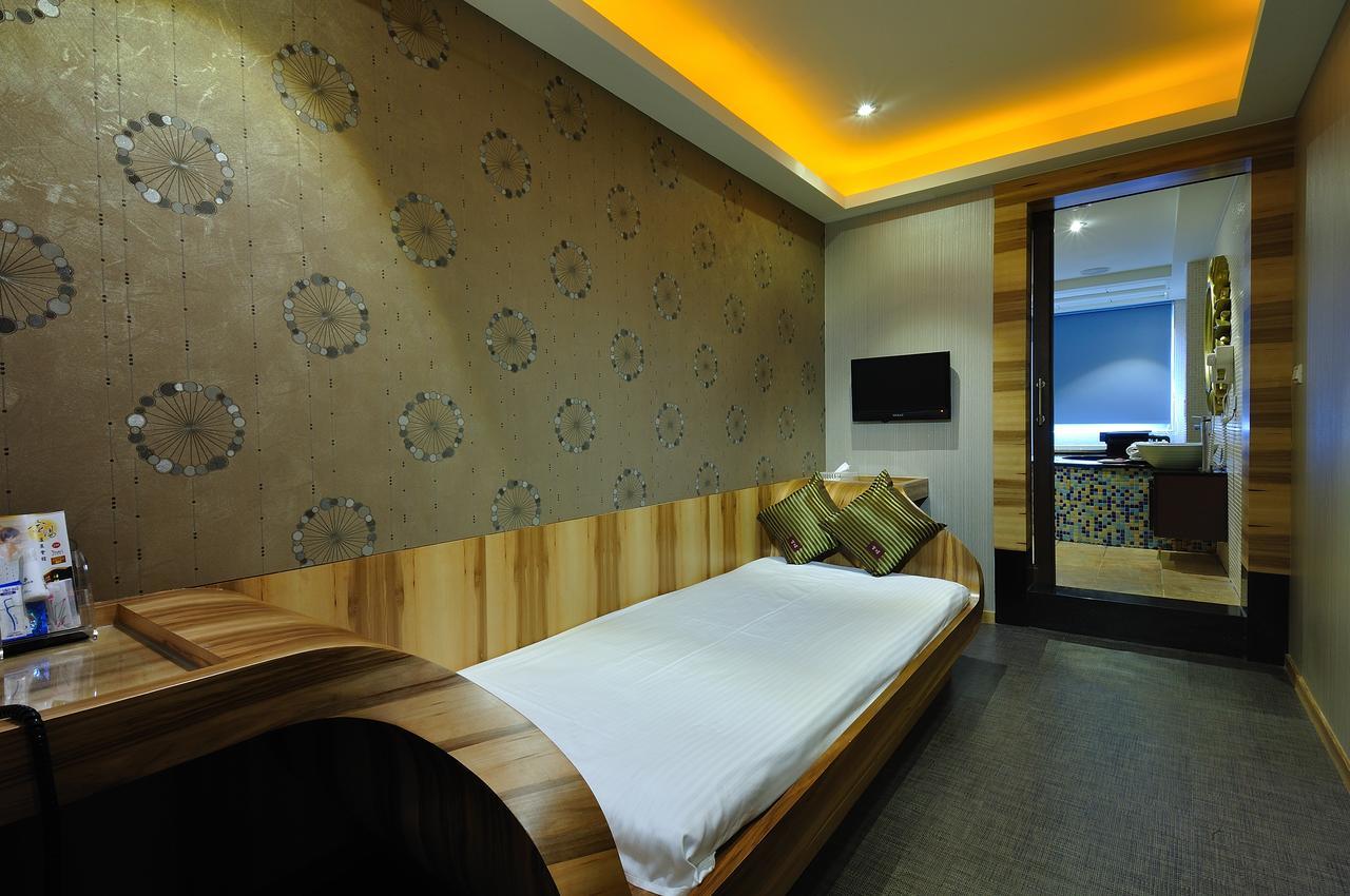 Jin Spa Resort Hotel Jinshan Buitenkant foto
